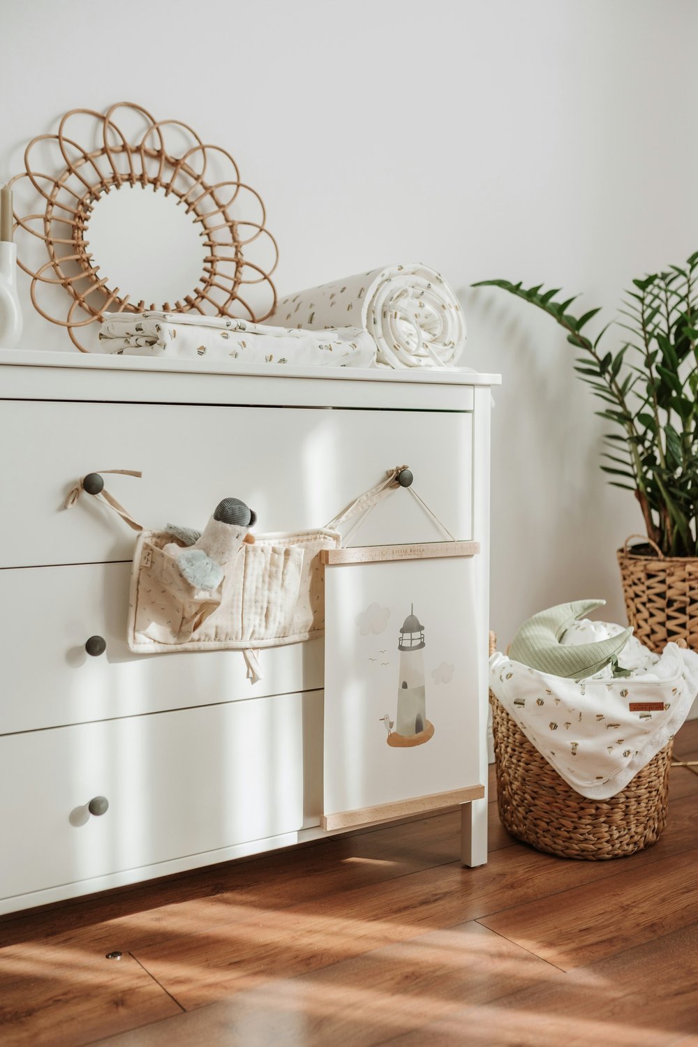13. Handmade Fabric Storage Baskets for the Nursery - diy baby shower gifts
