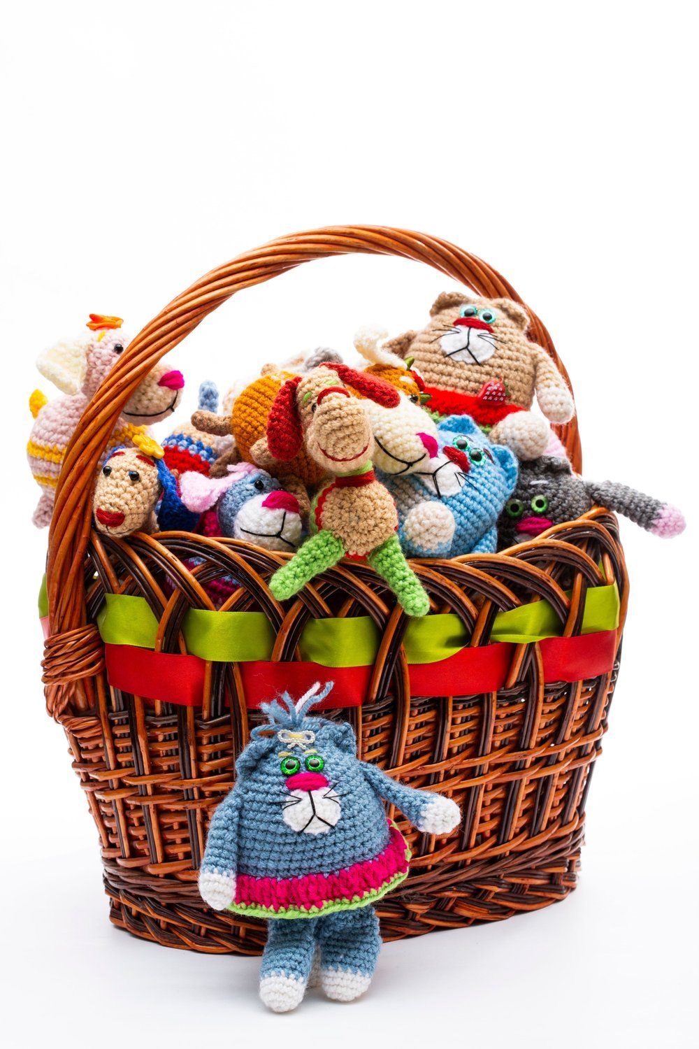 15. Handmade Baby Book Nook Gift Basket — A Thoughtful DIY Baby Shower Gift - diy baby shower gifts