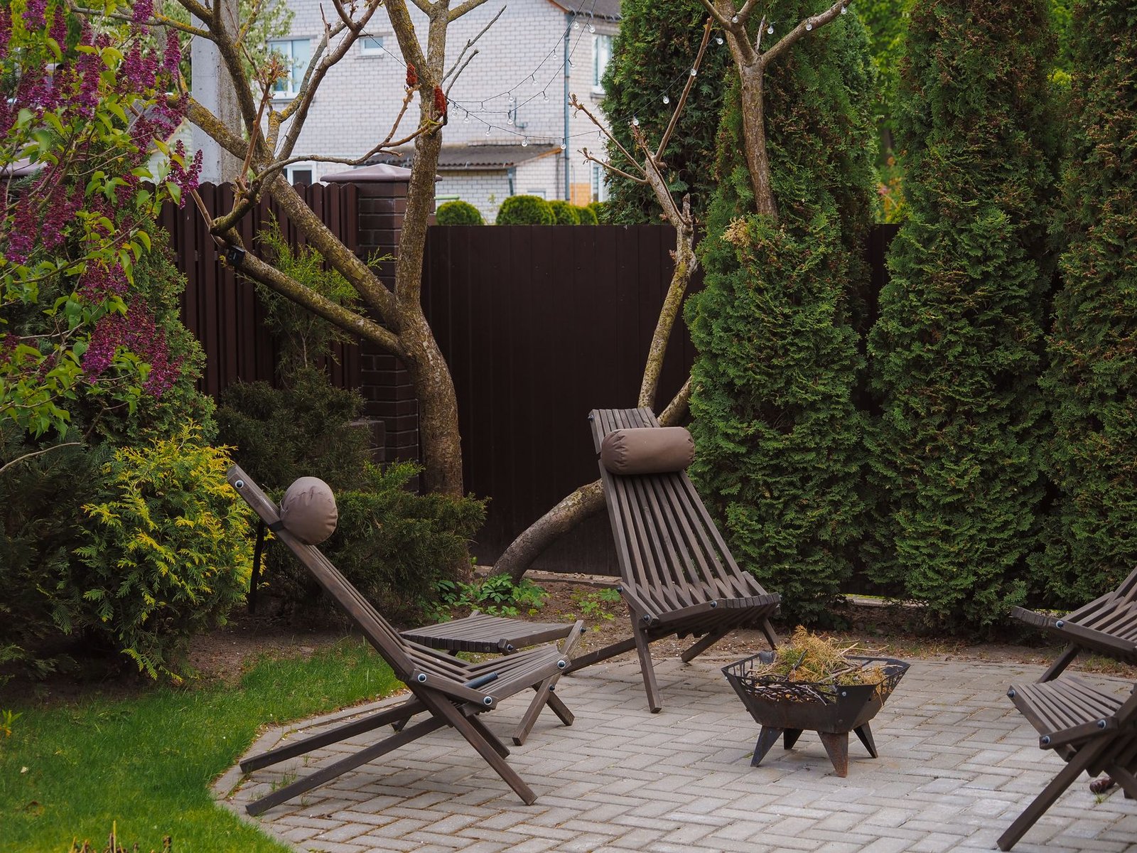 17. Outdoor Living Room Ideas for Small Patios and Balconies - Outdoor Living Room Ideas