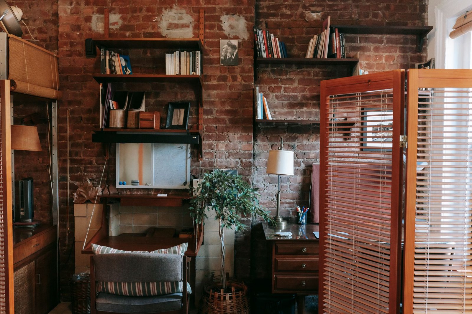 7. Incorporate a Stylish Privacy Wall or Screen - Outdoor Living Room Ideas