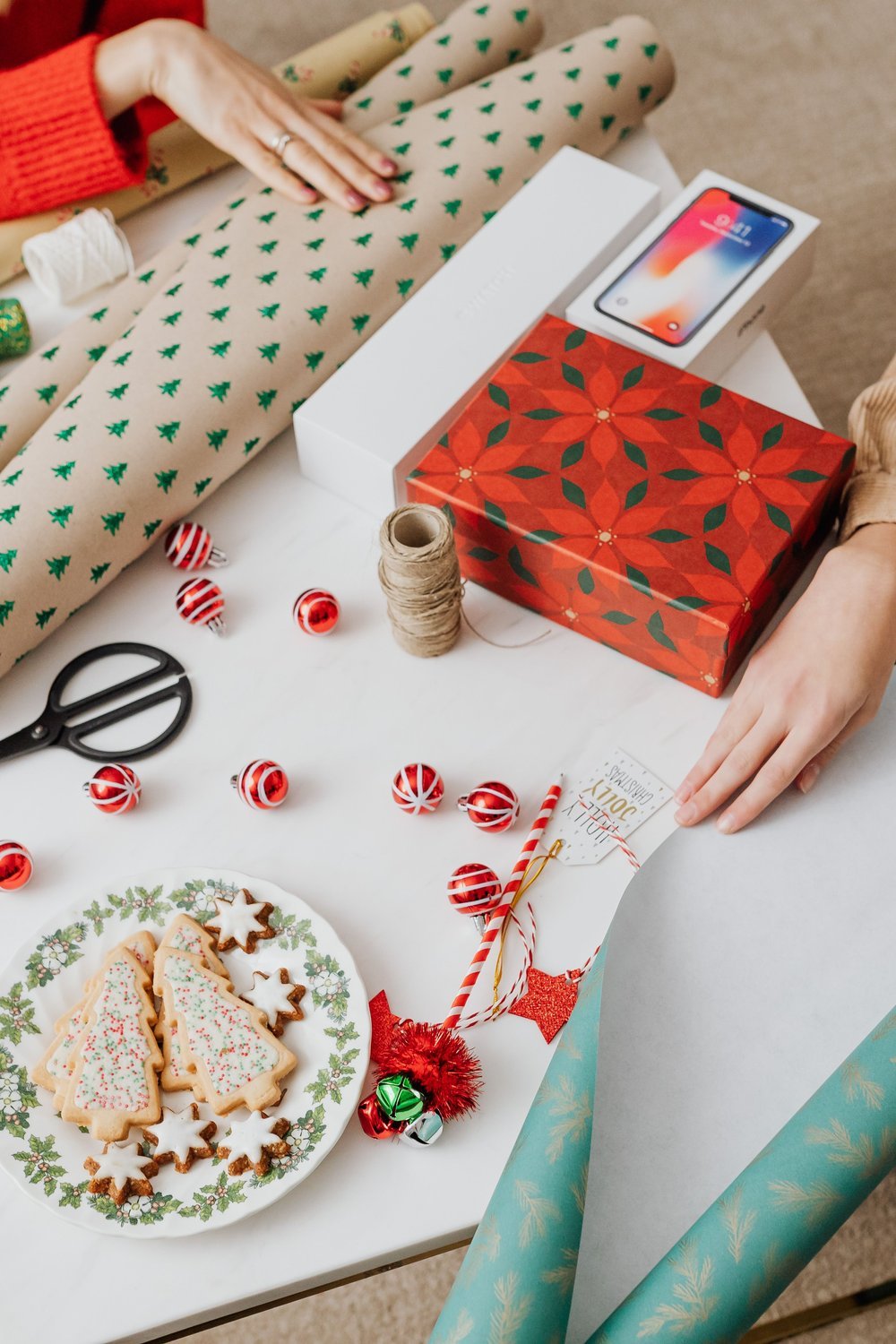 16. Festive Paper Plate Crafts for Kids to Celebrate Every Holiday - paper plate crafts for kids