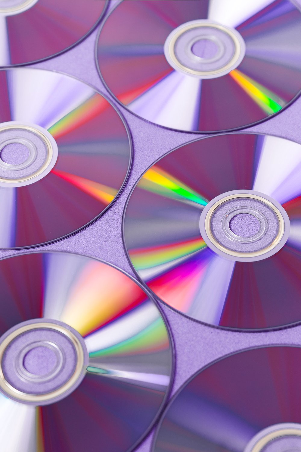 Upcycled CD Suncatcher DIY: Rainbow-Maker from Recycled Materials - suncatcher diy