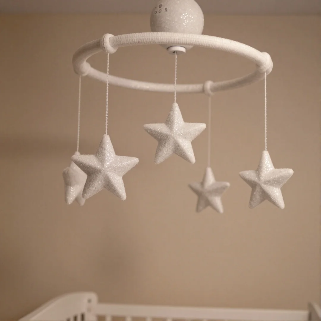 Glitter Foam Stars - how to make baby mobile at home
