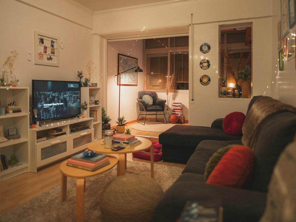 Cozy Small Living Room Ideas That Feel Warm Without Feeling Cramped - Small Living Room Ideas